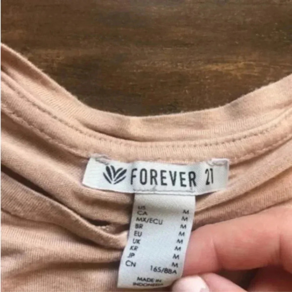 Forever 21 Crop Top | Crop Top | Neutrals | - Picture 2 of 4